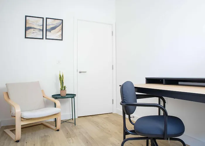 Modern 4-bed In Leeds Business District 公寓 Elland