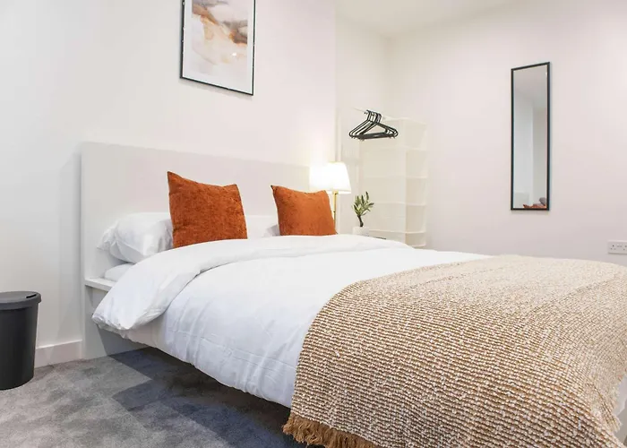 Modern 4-bed In Leeds Business District 公寓