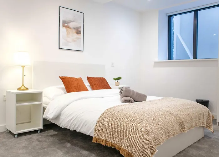 Modern 4-bed In Leeds Business District 公寓